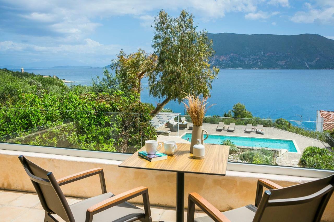 Martini Waterfront Suites Fiskardo Exterior foto